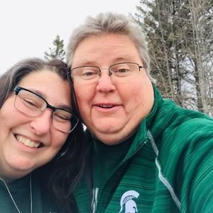 Meet your Posher, Toni